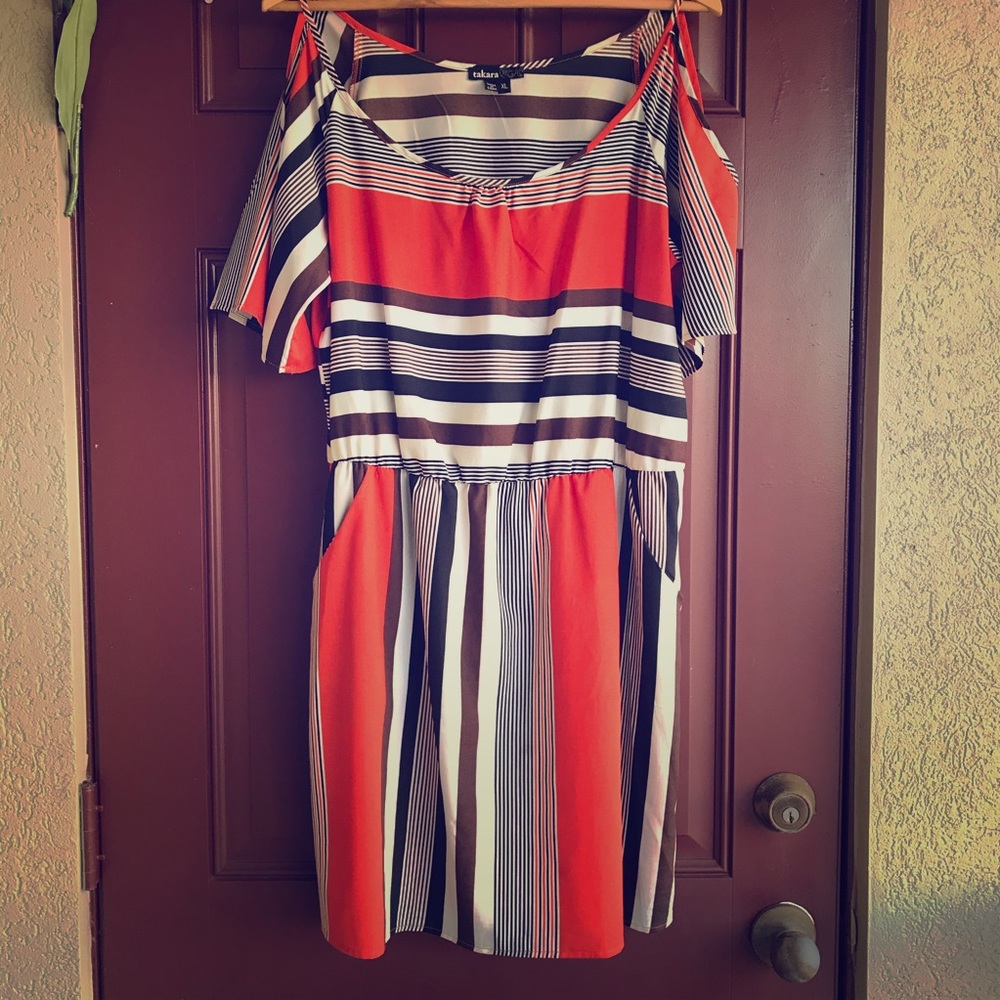 Takara Cold Shoulder Pocket Midi Dress F1